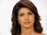 priyanka chopra face
