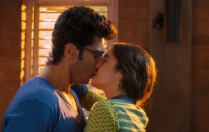 Arjun-Kapoor-kissing-Alia-Bhatt
