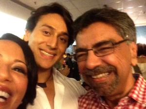 Ayesha attempts a selfie with me and Tiger at the press screening of Heropanthi