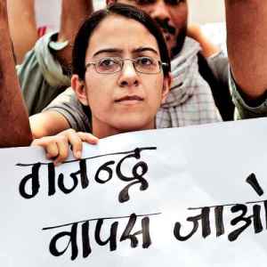 b2ap3_thumbnail_349450-ftii-student-protest-dna